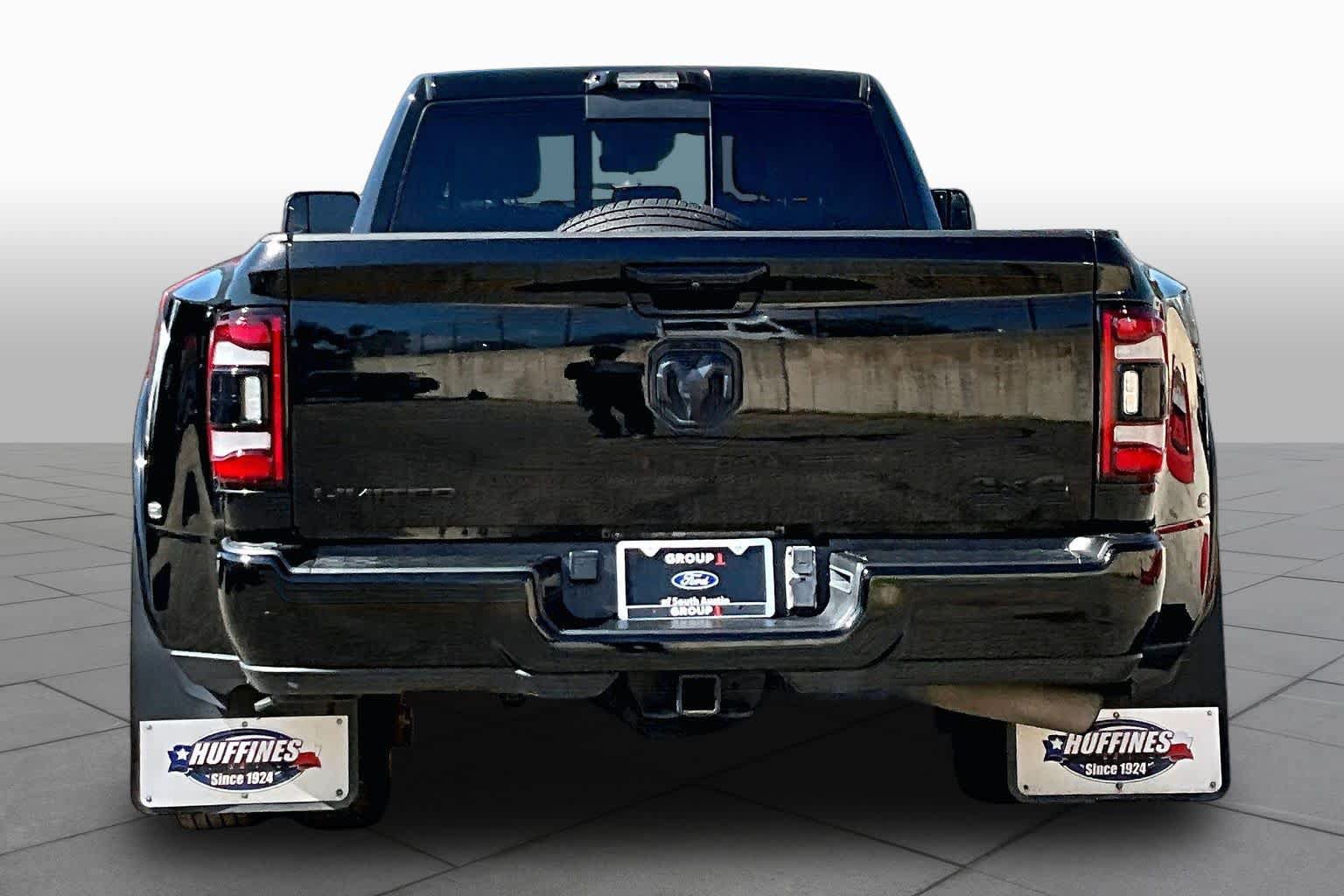 Used 2022 RAM 3500 Limited AWD/4WD image 5