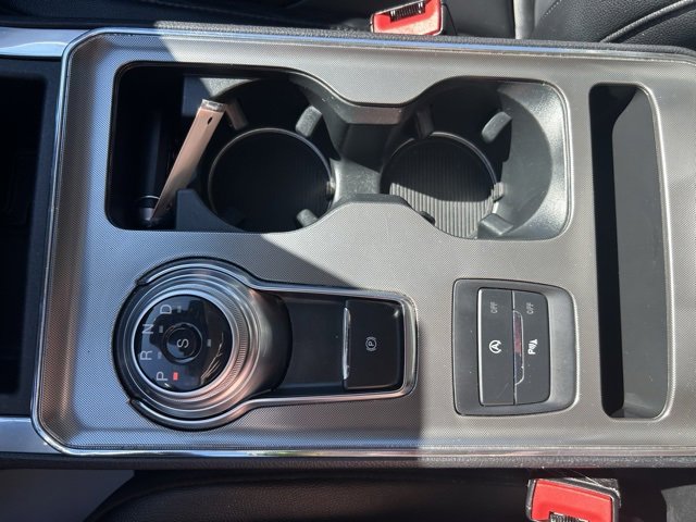 Used 2024 Ford Edge Titanium image 27