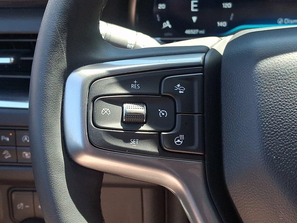 Used 2024 Chevrolet Suburban Z71 w/ Luxury Package AWD/4WD image 22