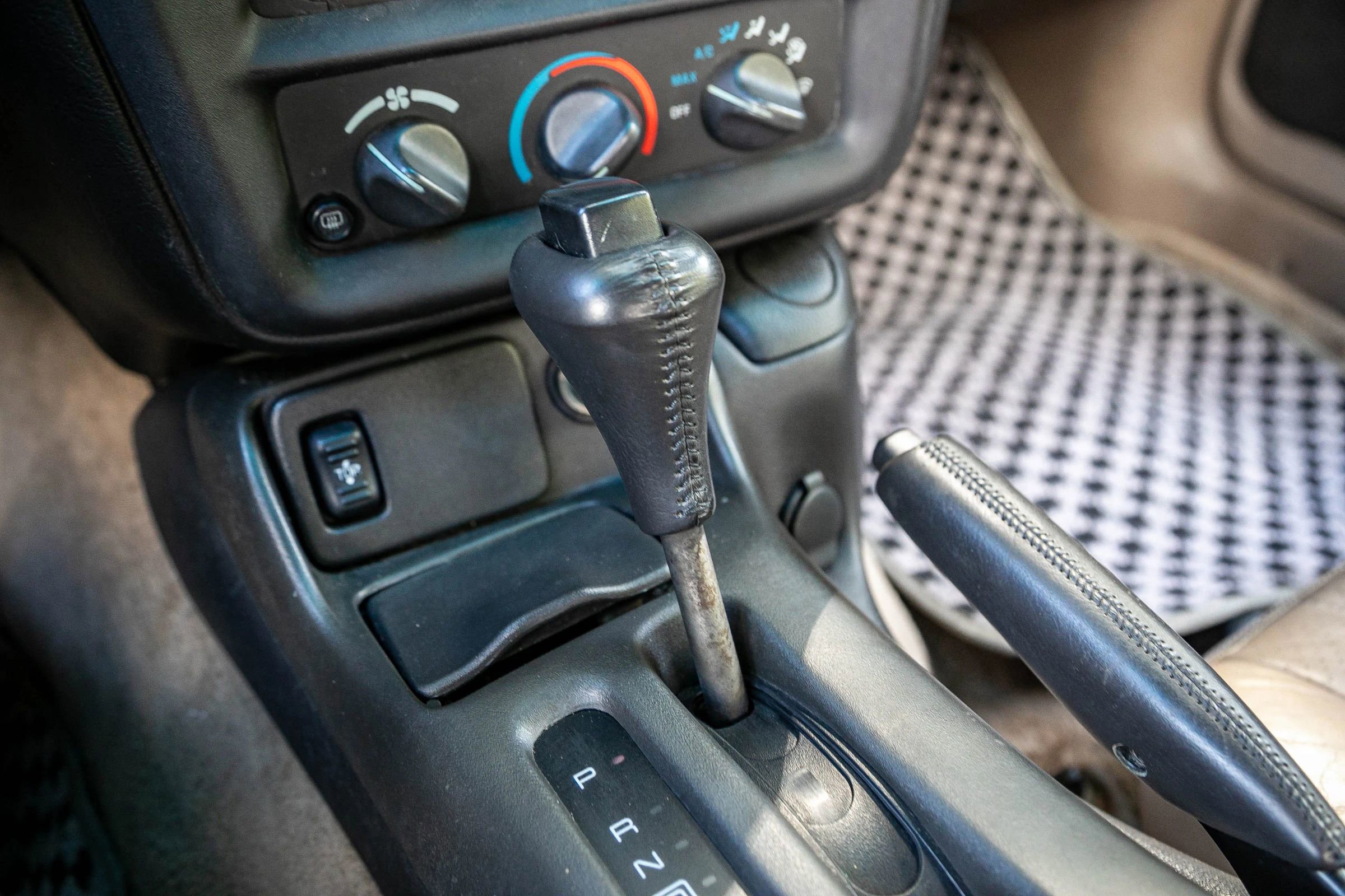 Used 2002 Chevrolet Camaro Z28 image 16