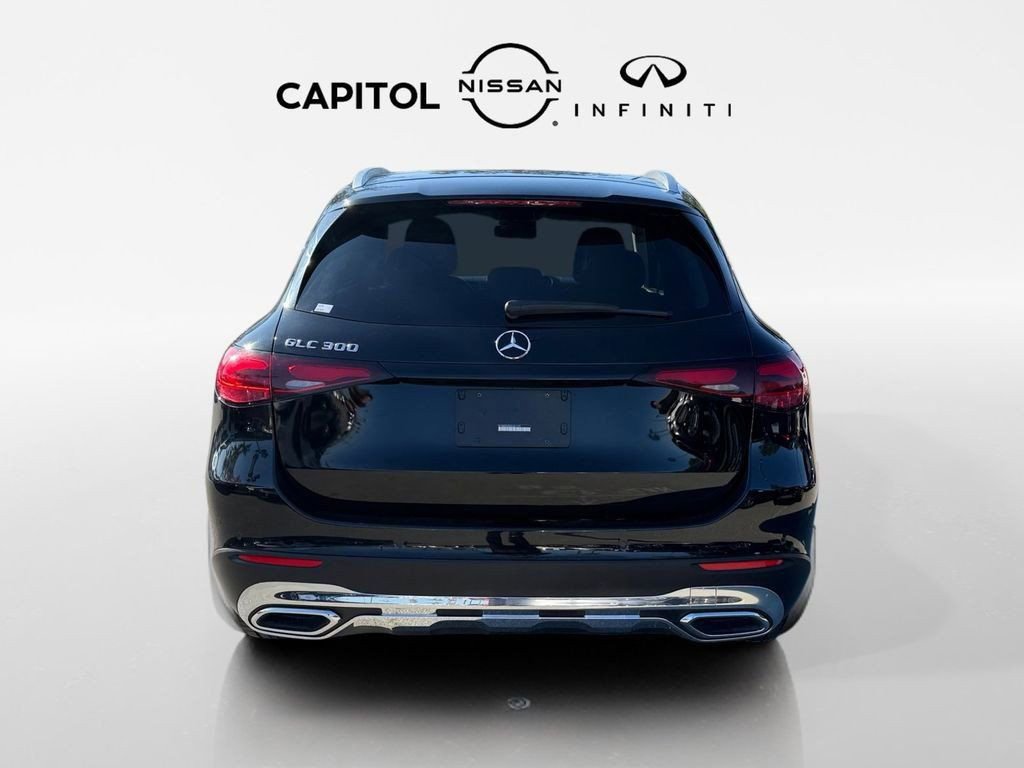 Used 2024 Mercedes-Benz GLC 300 image 6