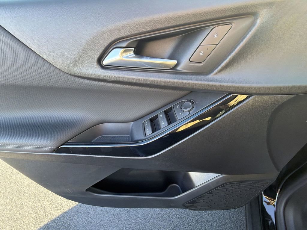 New 2026 Chevrolet Equinox LT w/ Midnight Edition image 19