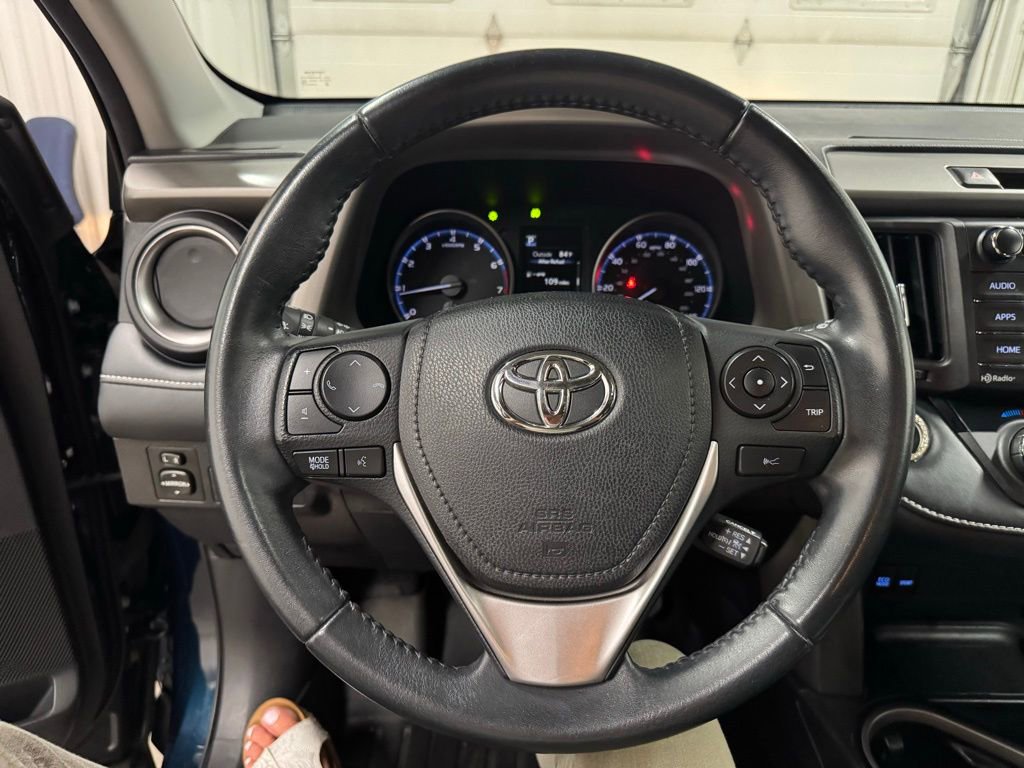 Used 2018 Toyota RAV4 XLE image 36