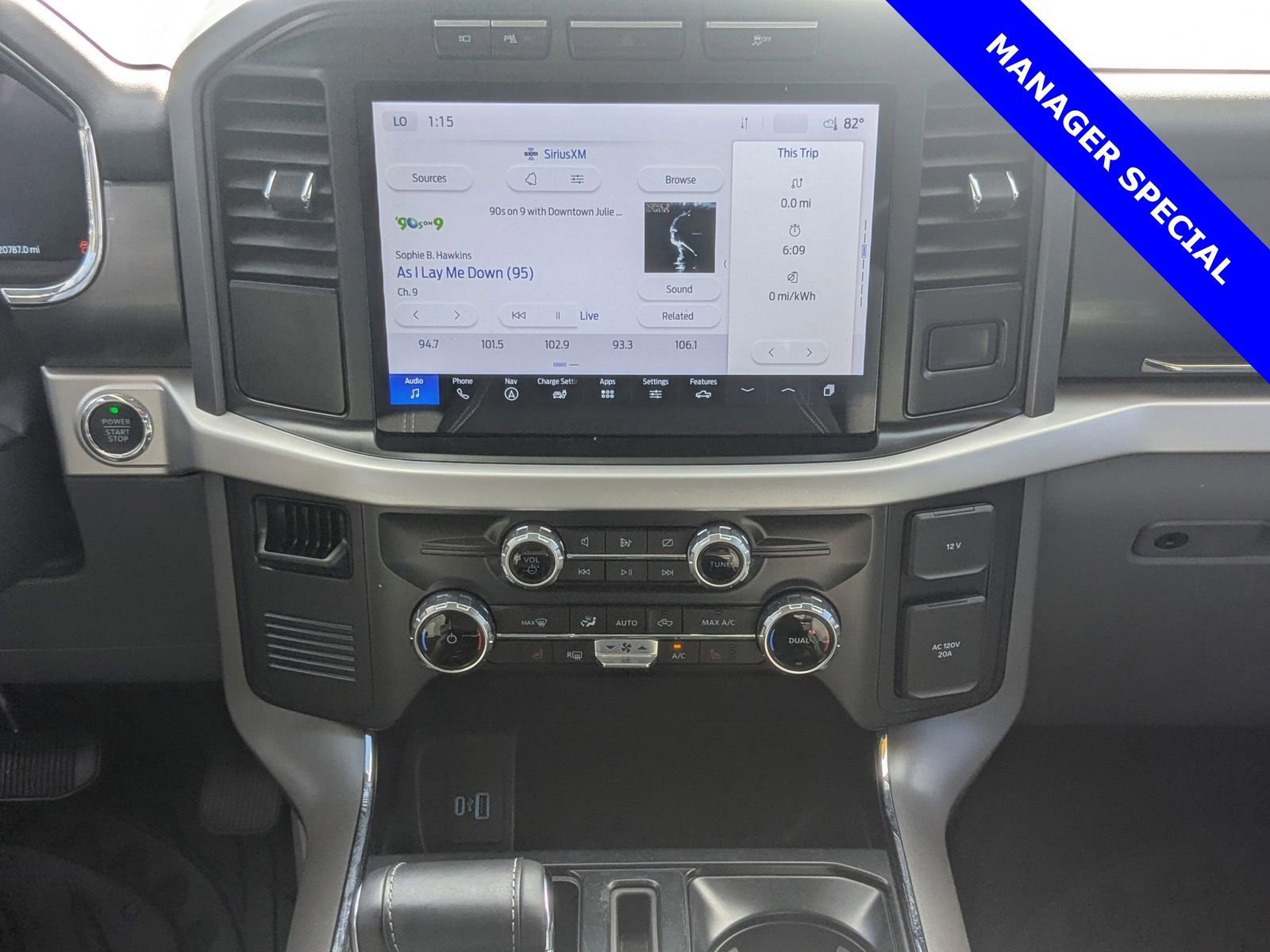 Used 2023 Ford F150 Lightning XLT image 18