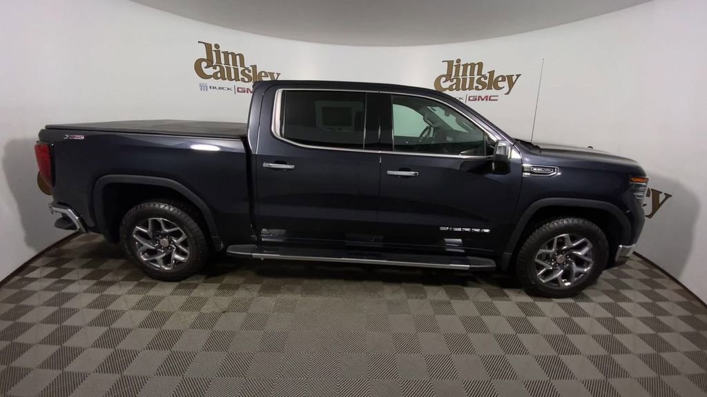 Certified 2023 GMC Sierra 1500 SLT image 9