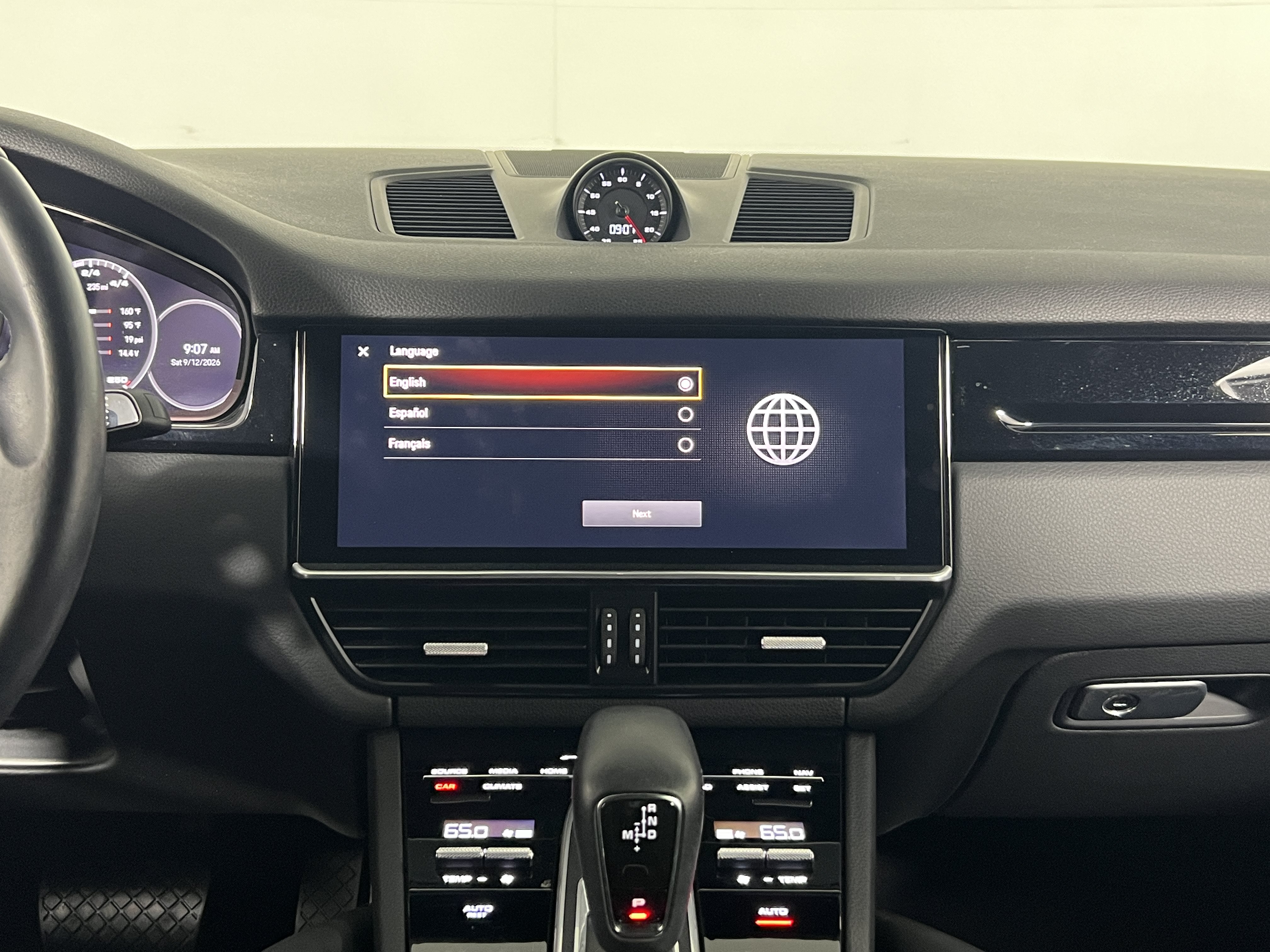 Used 2023 Porsche Cayenne Coupe AWD/4WD image 19