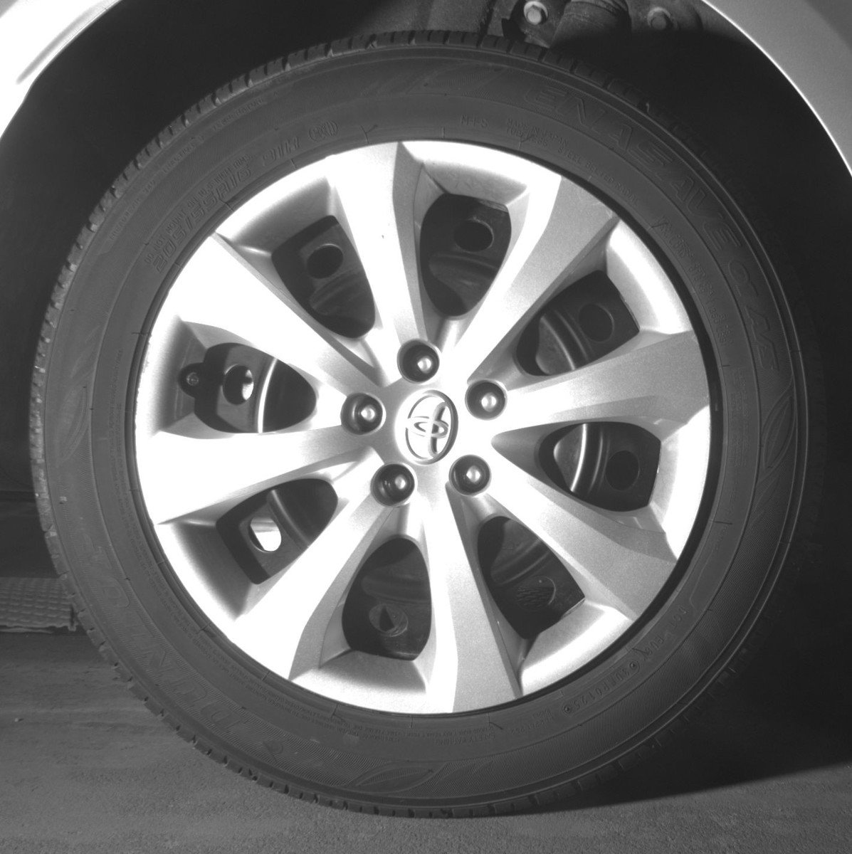 Used 2025 Toyota Corolla LE FWD image 15