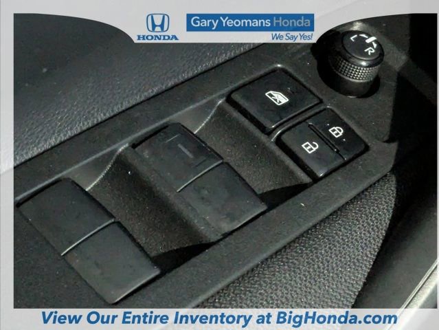 Used 2022 Toyota Corolla LE image 21