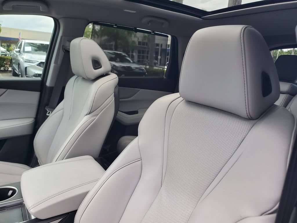 Used 2024 Acura MDX FWD w/ Technology Package image 18
