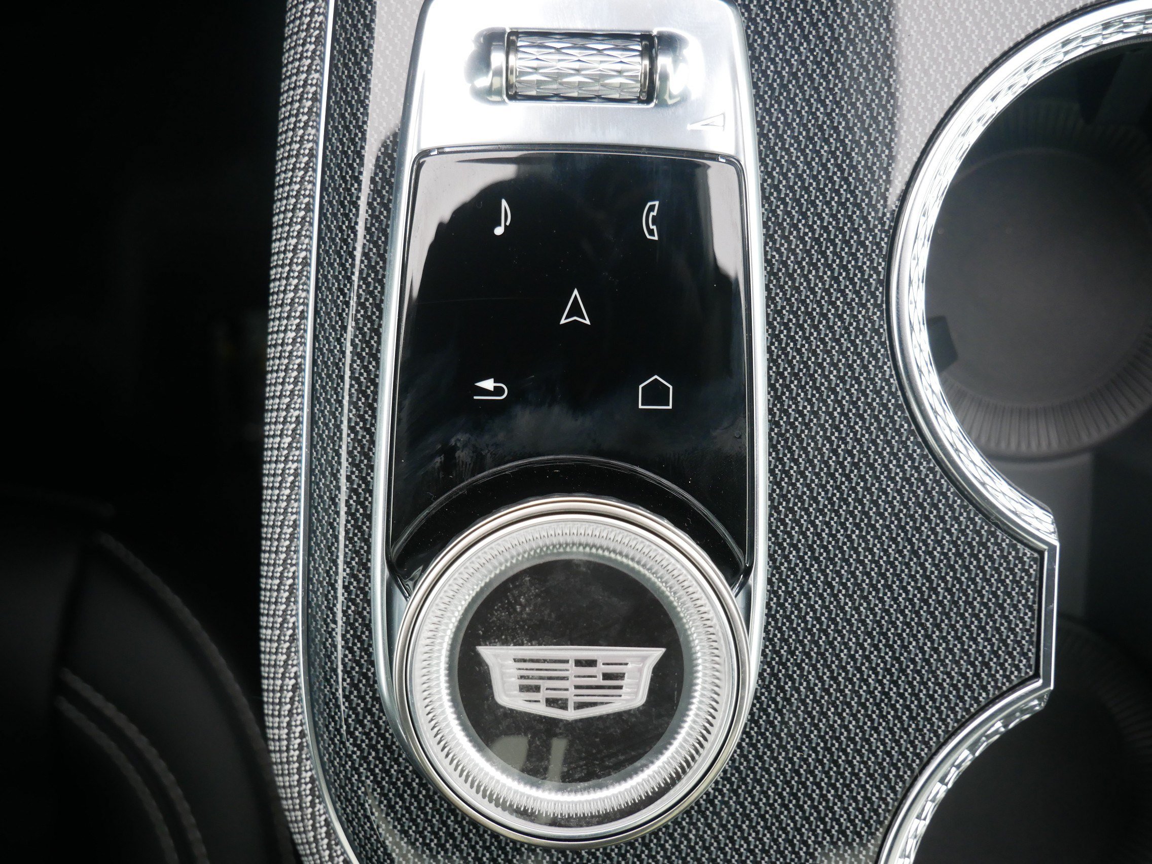 Used 2026 Cadillac Optiq Sport 1 w/ LPO, Floor Liner Package AWD/4WD image 24
