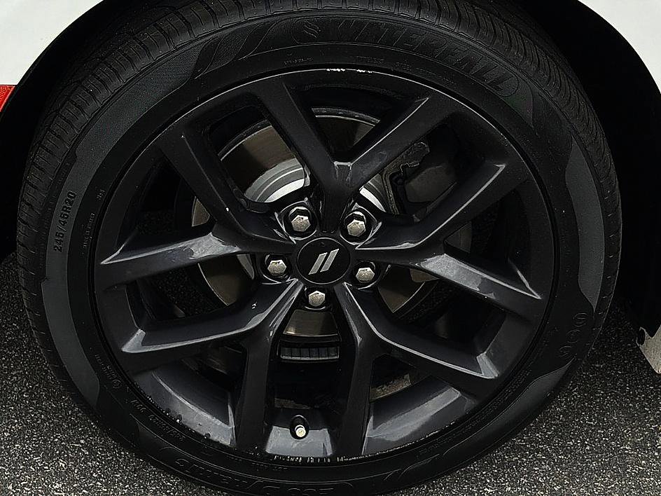 Used 2019 Dodge Charger SXT w/ Blacktop Package RWD image 7