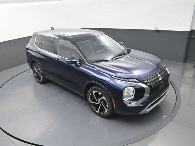 Used 2024 Mitsubishi Outlander FWD image 11