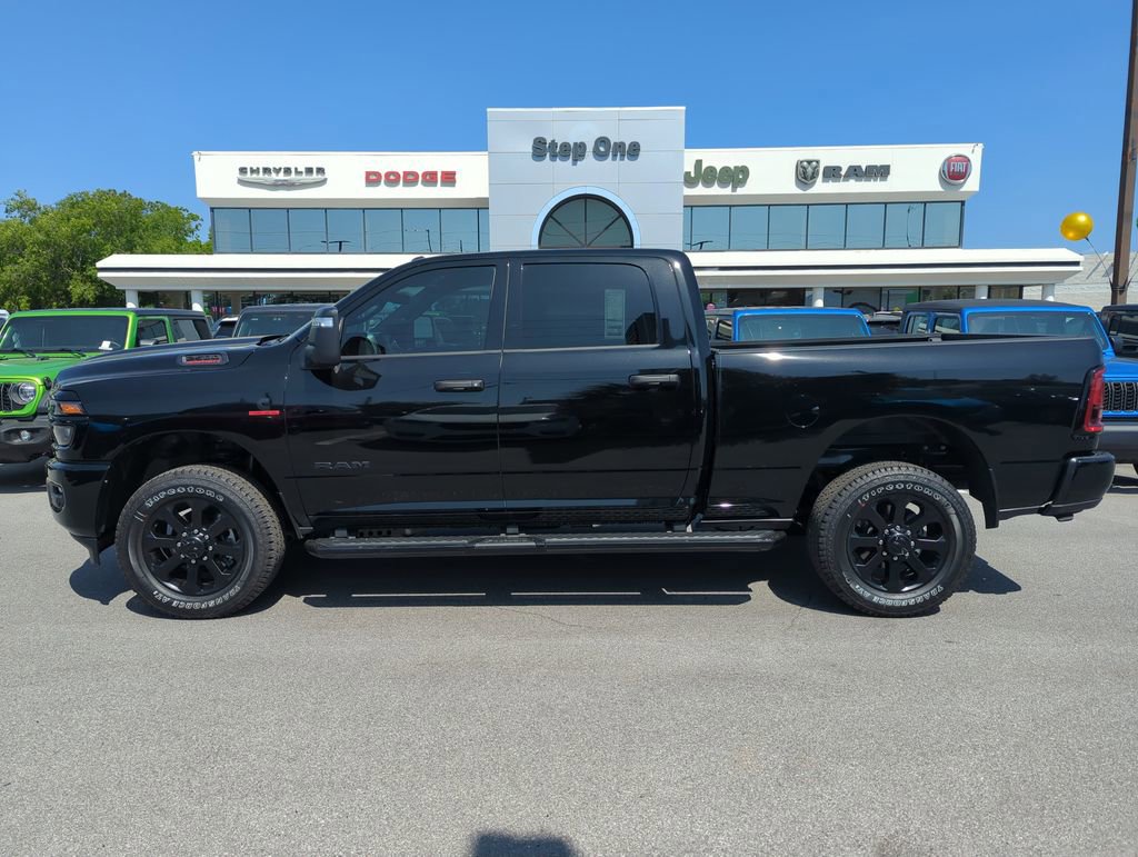 New 2026 RAM 2500 Big Horn AWD/4WD image 4