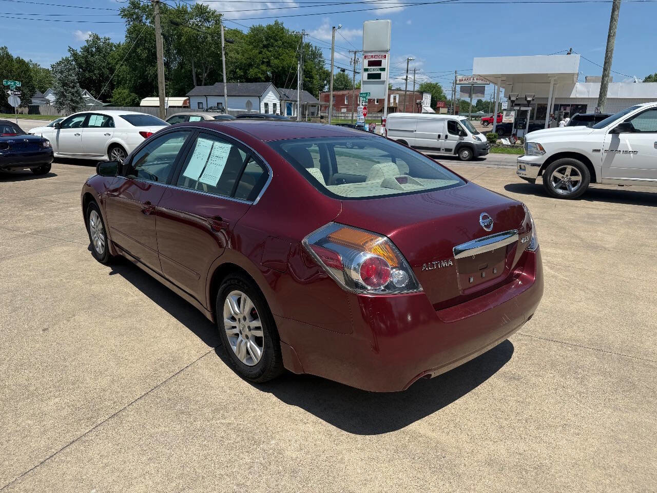 Used 2012 Nissan Altima 2.5 S w/ Convenience Pkg FWD image 3