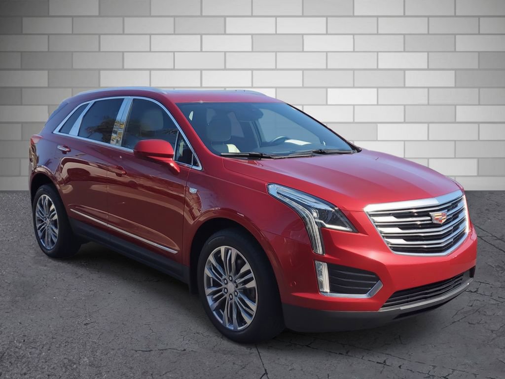 Used 2017 Cadillac XT5 Premium Luxury w/ Driver Assist Package image 7