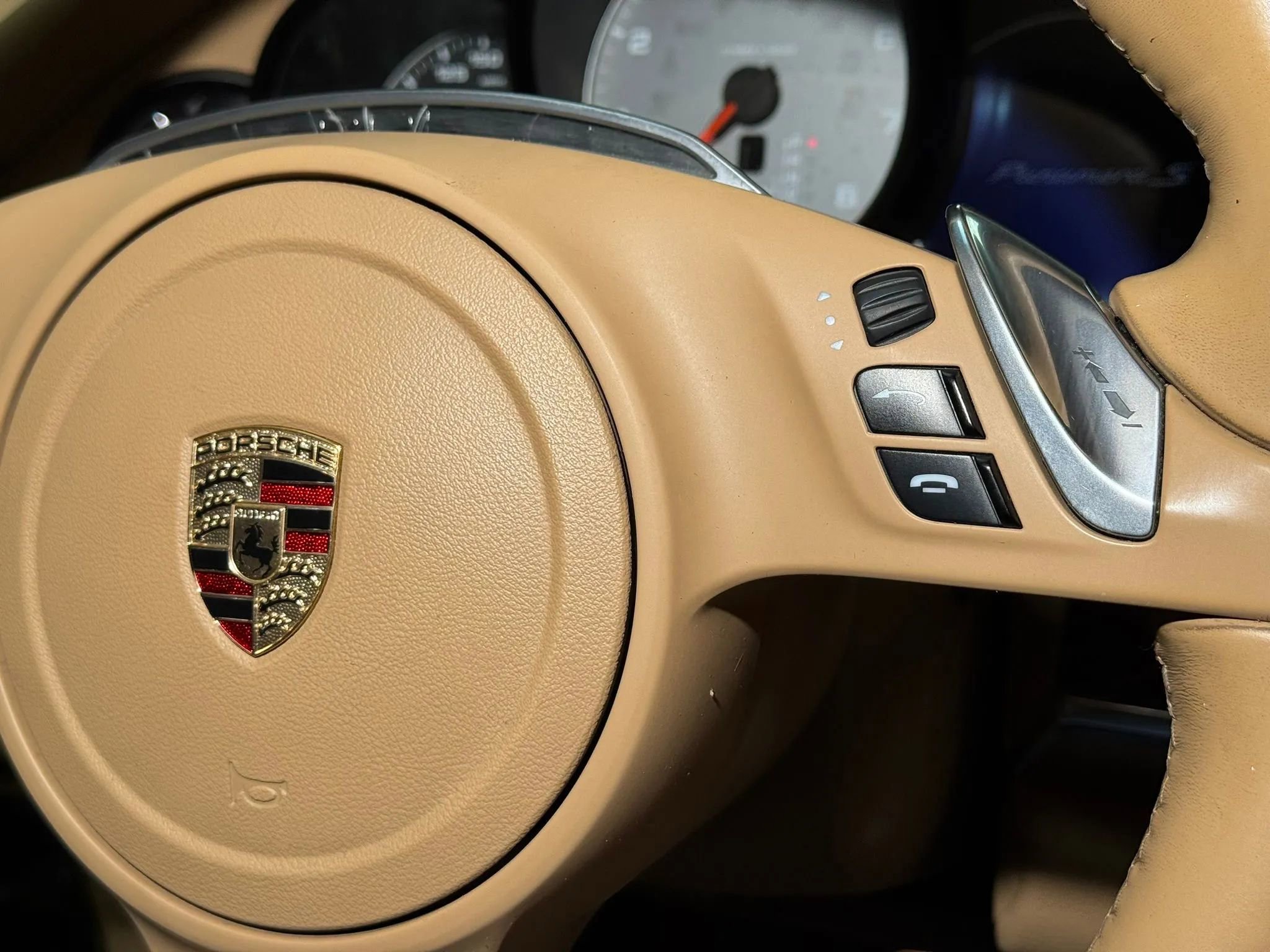 Used 2012 Porsche Panamera S image 46