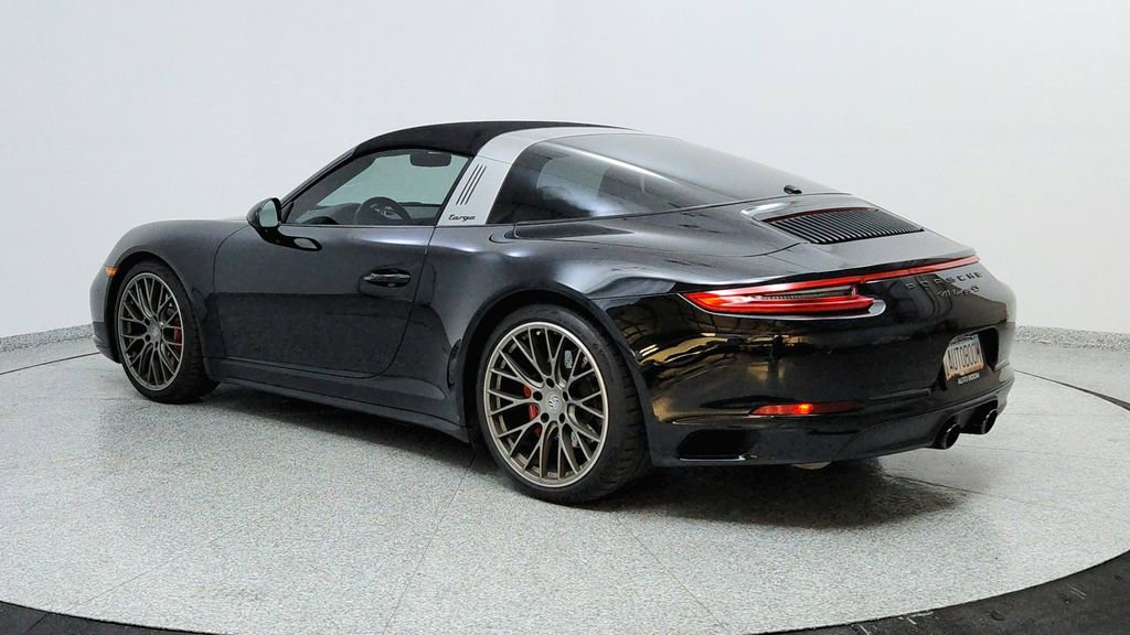 Used 2017 Porsche 911 Targa 4S image 3