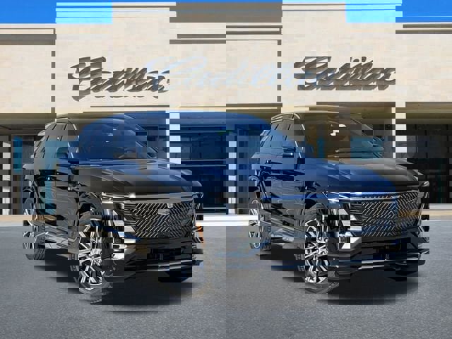 New 2026 Cadillac Lyriq Luxury image 2