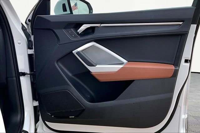 Used 2025 Audi Q3 2.0T Premium Plus w/ Premium Plus Package image 19