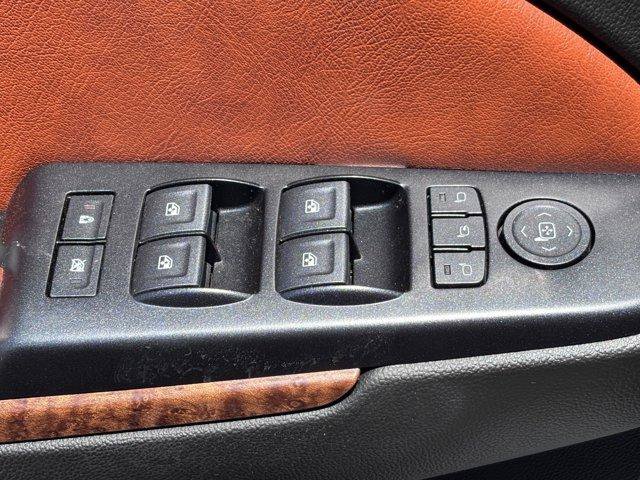 Used 2018 Chevrolet Suburban Premier AWD/4WD image 19