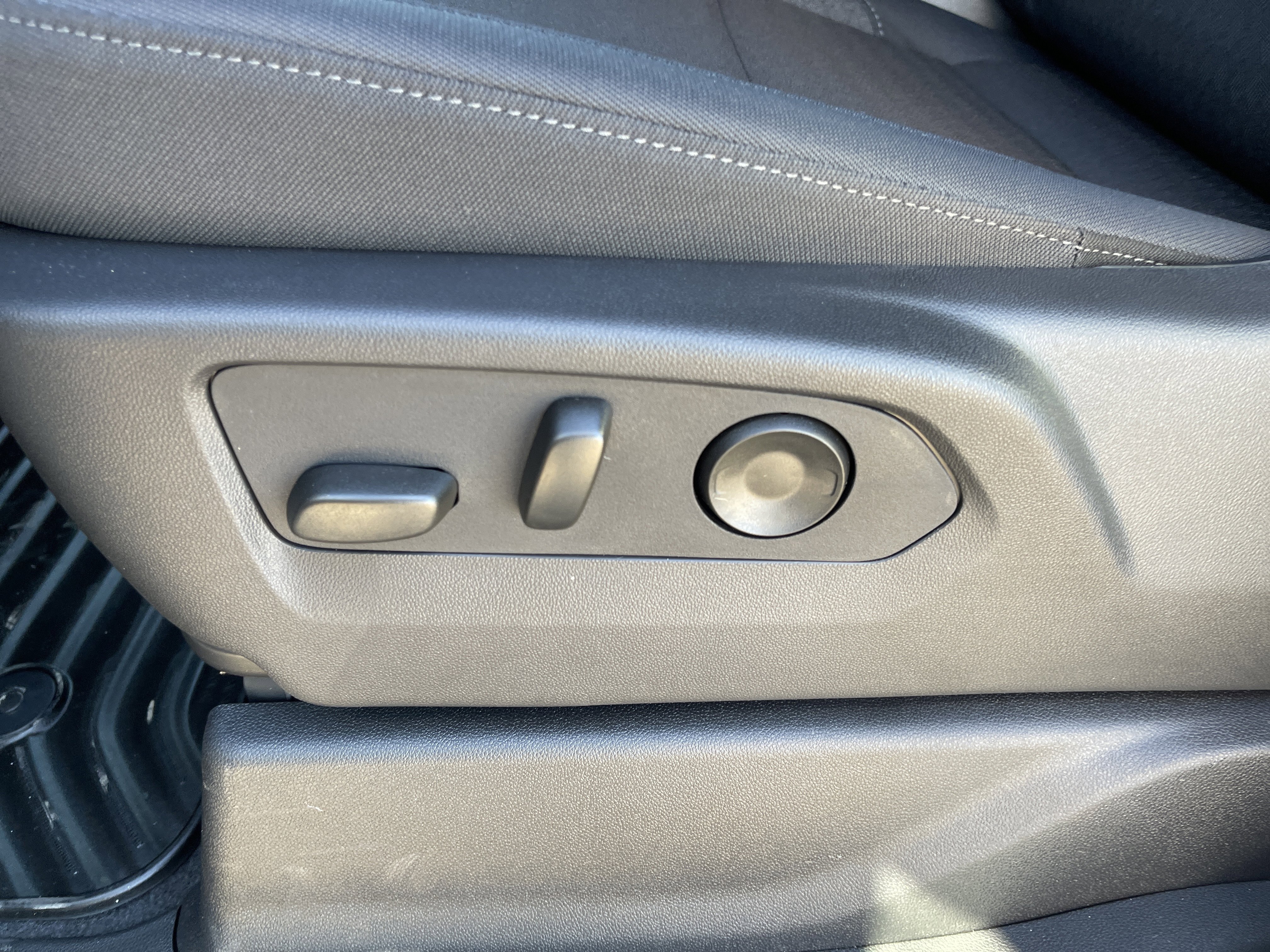 New 2026 Chevrolet Silverado 1500 Custom w/ Turbomax Blackout Package image 36