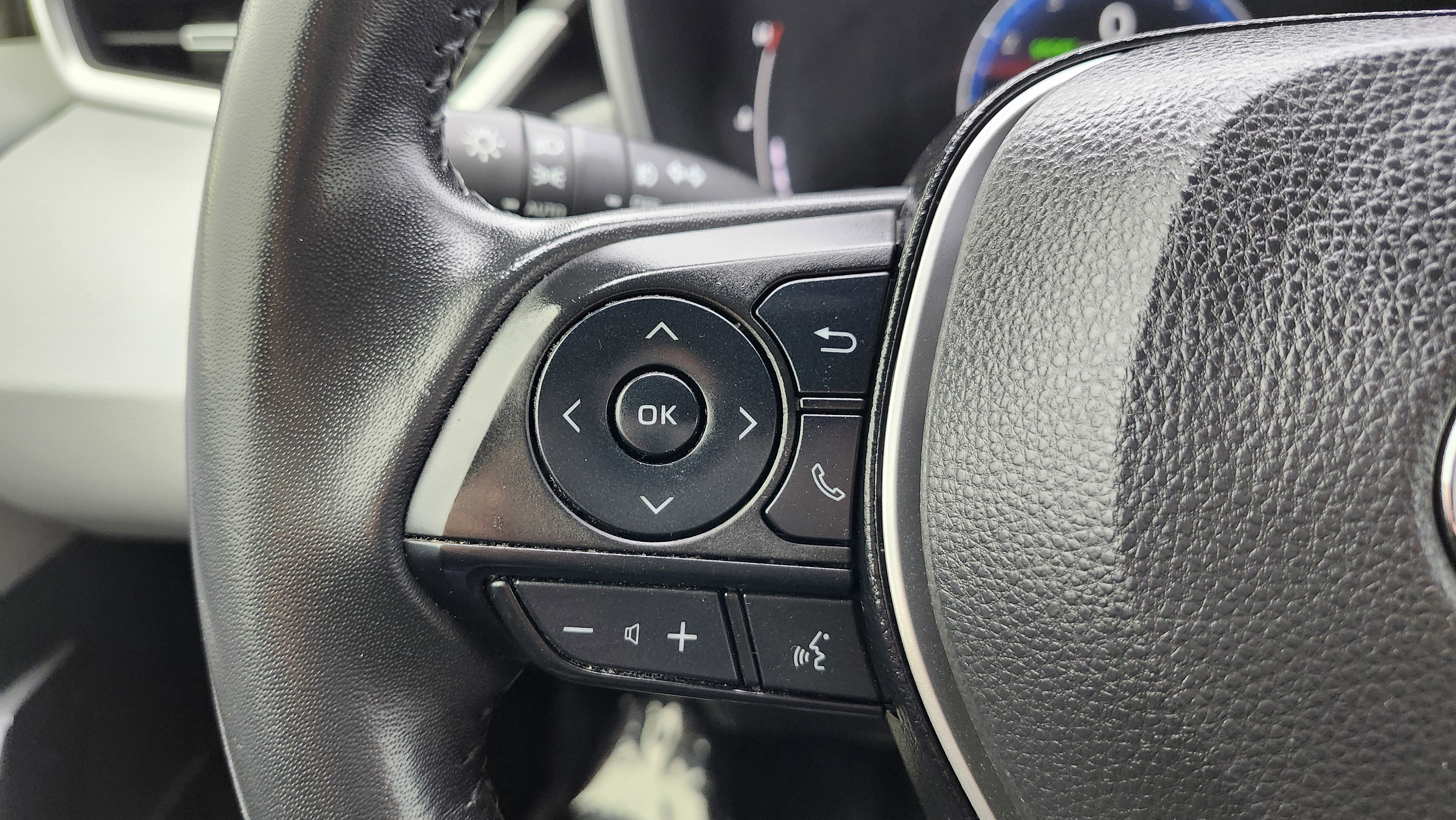 Used 2024 Toyota Corolla XSE image 36