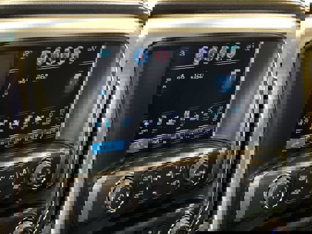 Used 2017 Chevrolet Silverado 1500 LTZ Z71 w/ LTZ Plus Package image 18