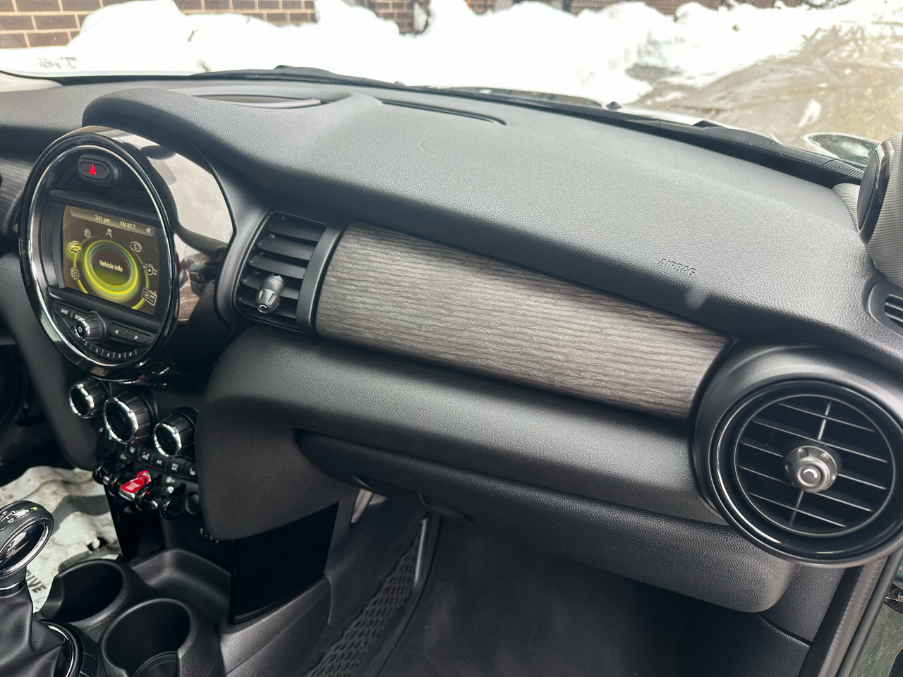 Used 2015 MINI Cooper 2-Door Hardtop image 13