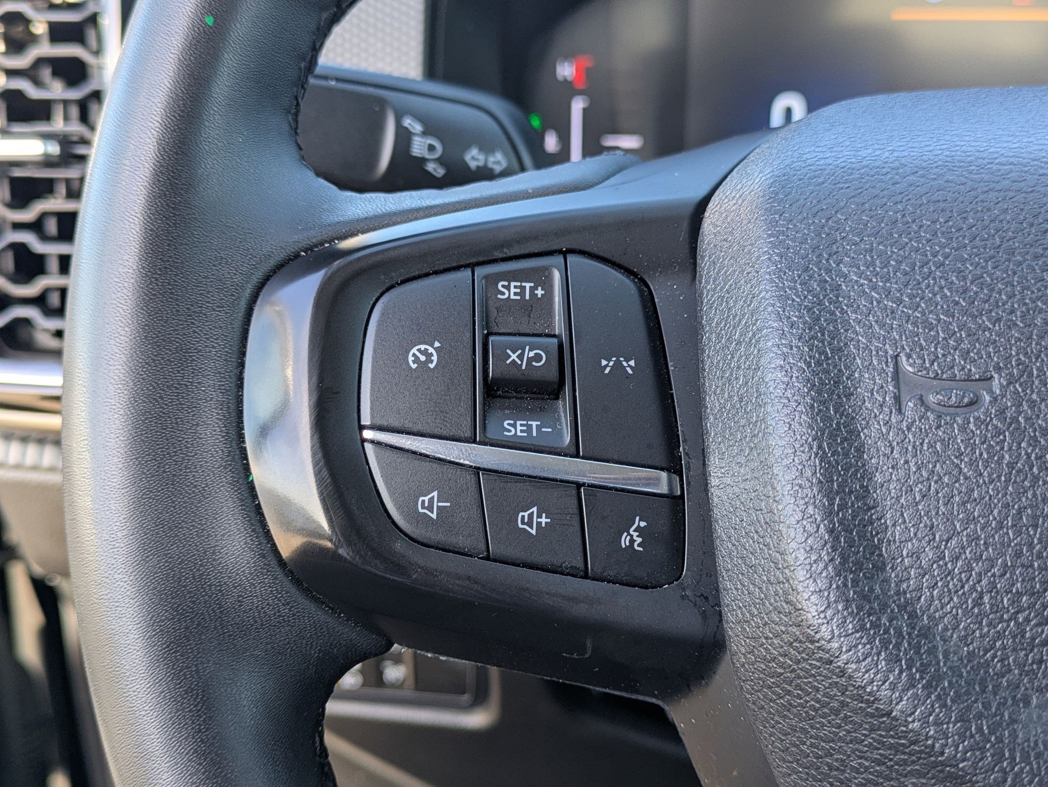 Used 2024 Ford Ranger XLT w/ Equipment Group 301A High image 17