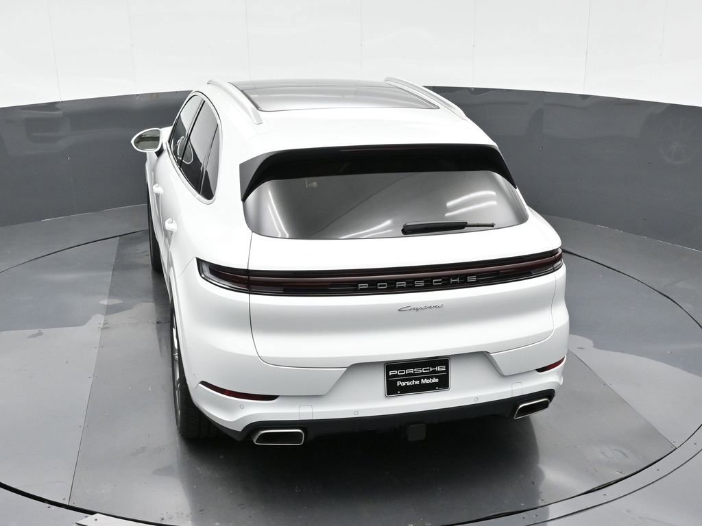 New 2025 Porsche Cayenne image 28