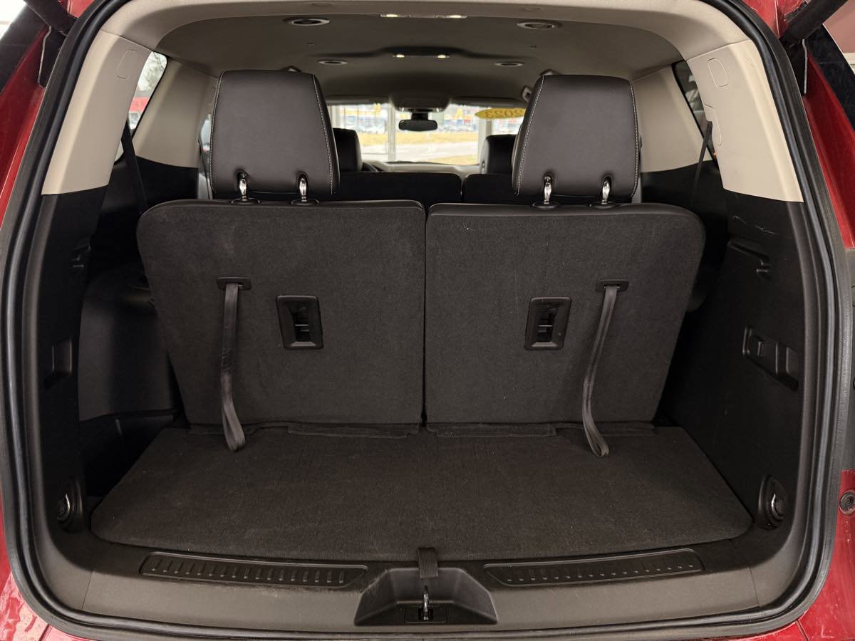 Used 2023 GMC Acadia Denali FWD image 23