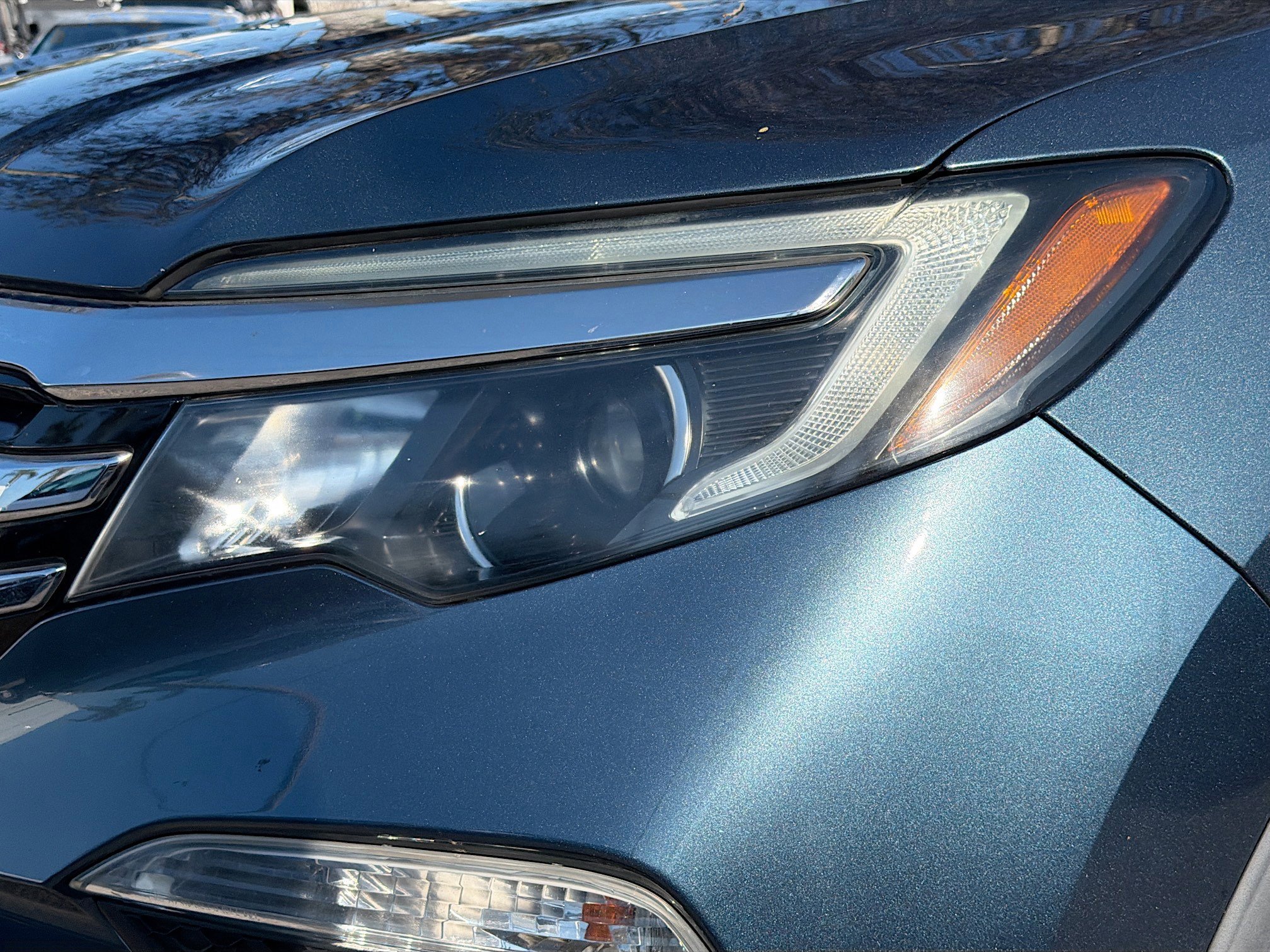 Used 2017 Honda Pilot Touring image 9