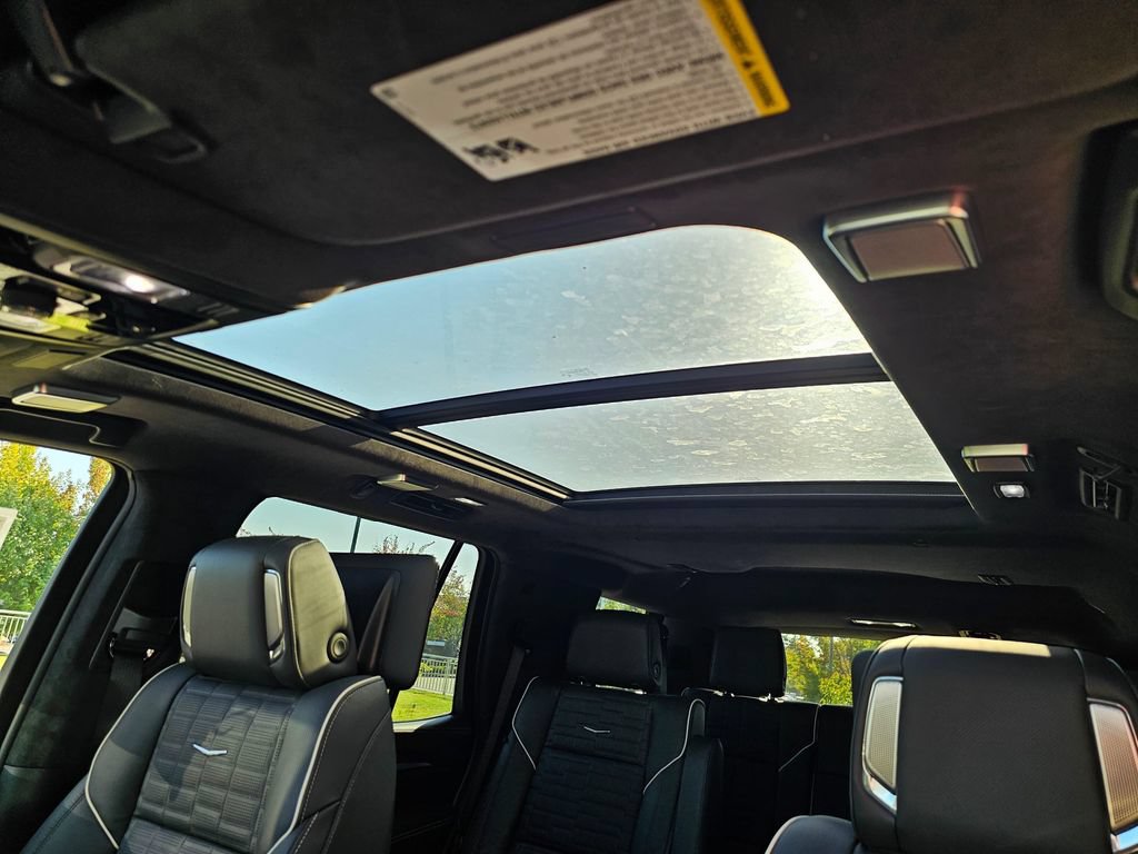 New 2026 Cadillac Escalade Platinum Sport AWD/4WD image 24