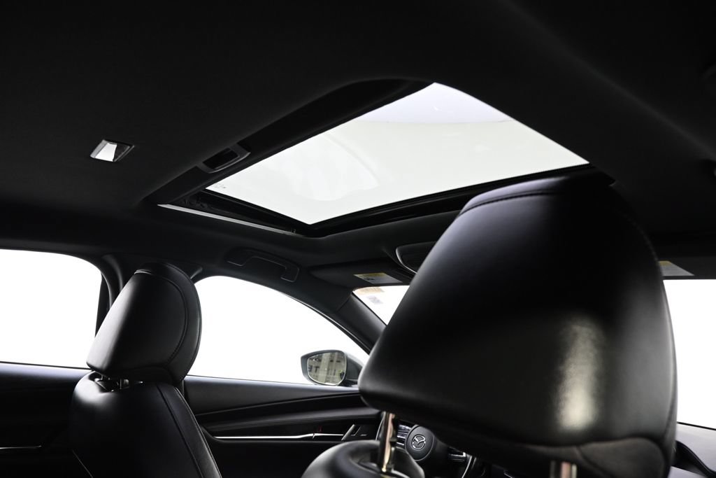 Used 2019 MAZDA MAZDA3 AWD Hatchback w/ Premium Pkg image 17