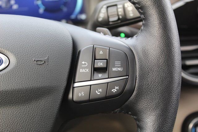 Used 2020 Ford Escape Titanium image 16