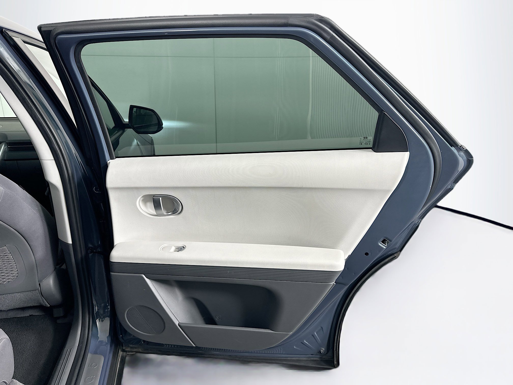 Used 2024 Hyundai Ioniq 5 SEL image 30