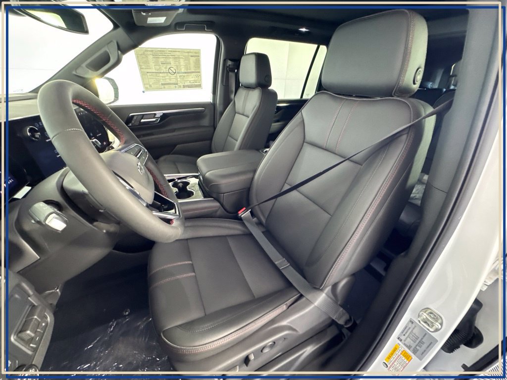 New 2026 Chevrolet Suburban RST w/ RST Capability Package AWD/4WD image 25