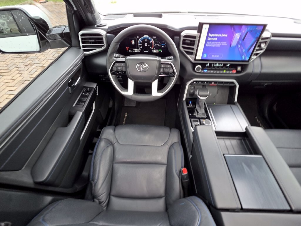 Certified 2025 Toyota Sequoia Platinum AWD/4WD image 6