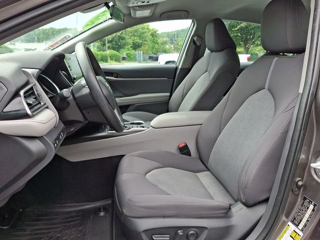 Certified 2022 Toyota Camry LE FWD image 13
