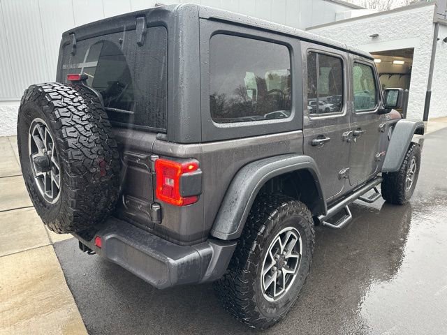 Certified 2025 Jeep Wrangler Unlimited Rubicon w/ Convenience Group AWD/4WD image 4