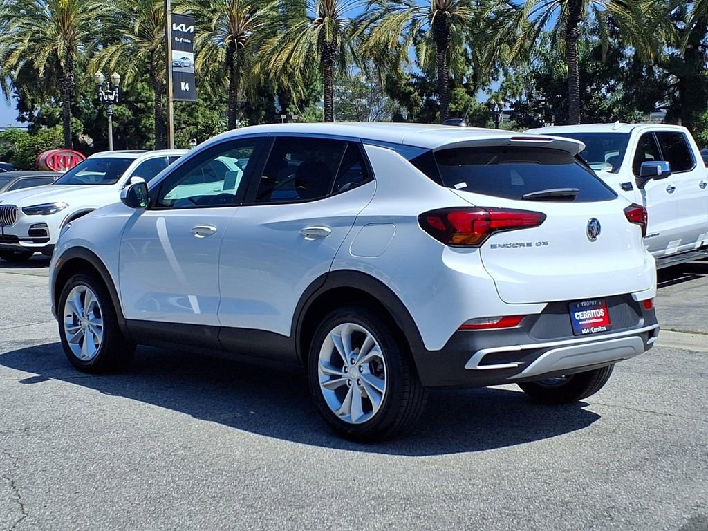 Used 2022 Buick Encore GX Preferred image 3