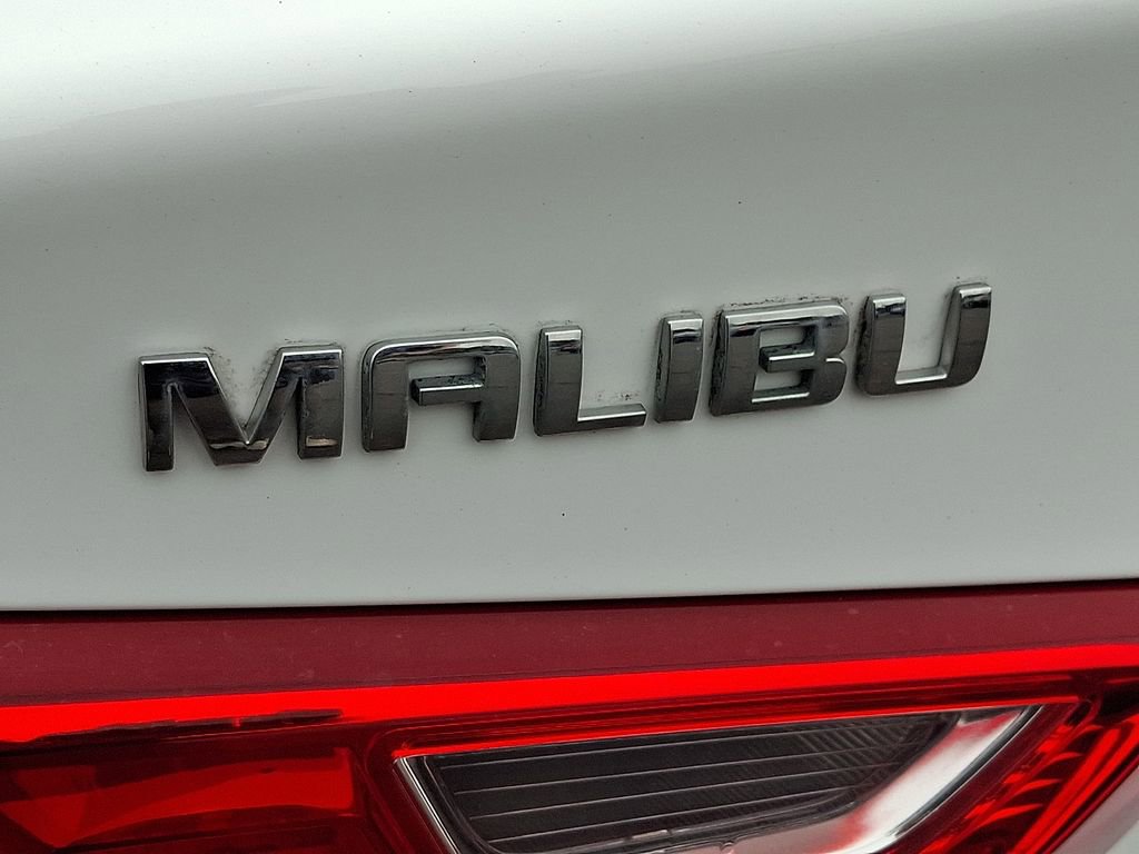 Used 2021 Chevrolet Malibu LS image 29