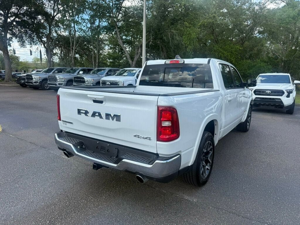 Used 2026 RAM 1500 Laramie AWD/4WD image 10