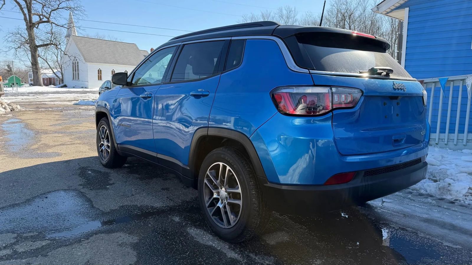 Used 2019 Jeep Compass Latitude w/ Popular Equipment Group image 8