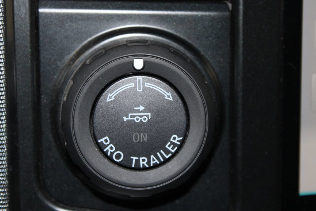 Certified 2023 Ford F150 Platinum w/ Equipment Group 701A High AWD/4WD image 50