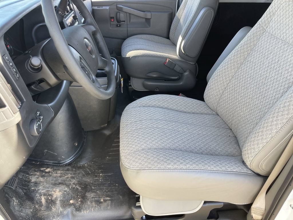 New 2025 GMC Savana 2500 Extended w/ Driver Convenience Package RWD image 19