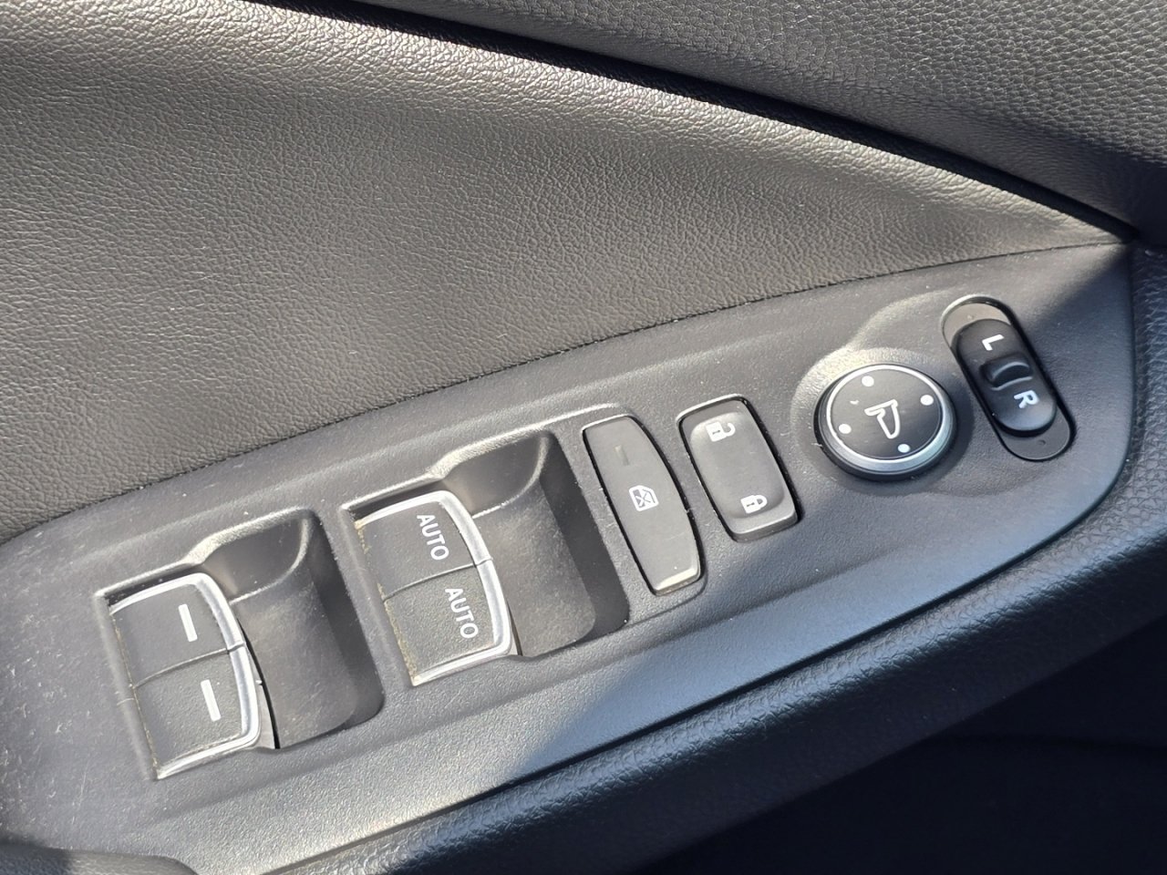 Used 2019 Honda Accord Sport image 22
