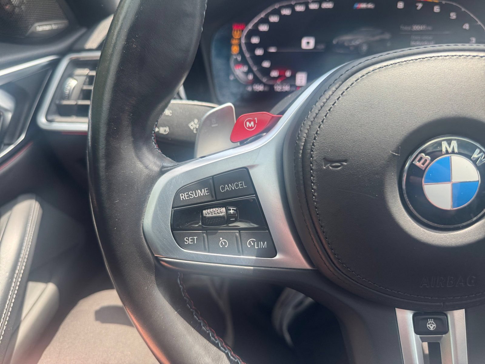 Used 2022 BMW M4 Competition w/ Executive Package RWD image 19