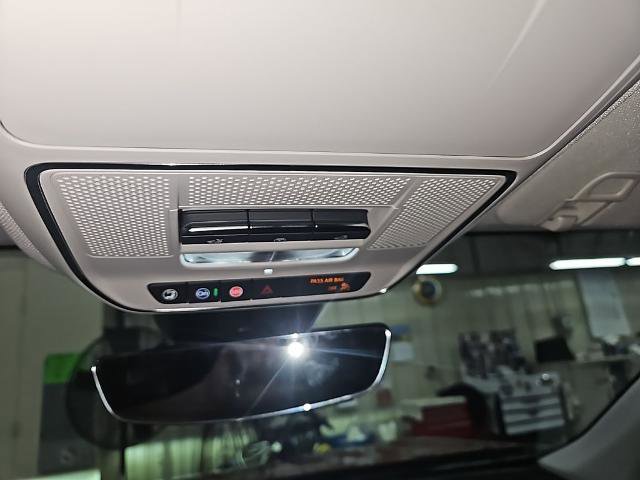 New 2026 GMC Terrain Denali w/ LPO, Black Badging Package image 16