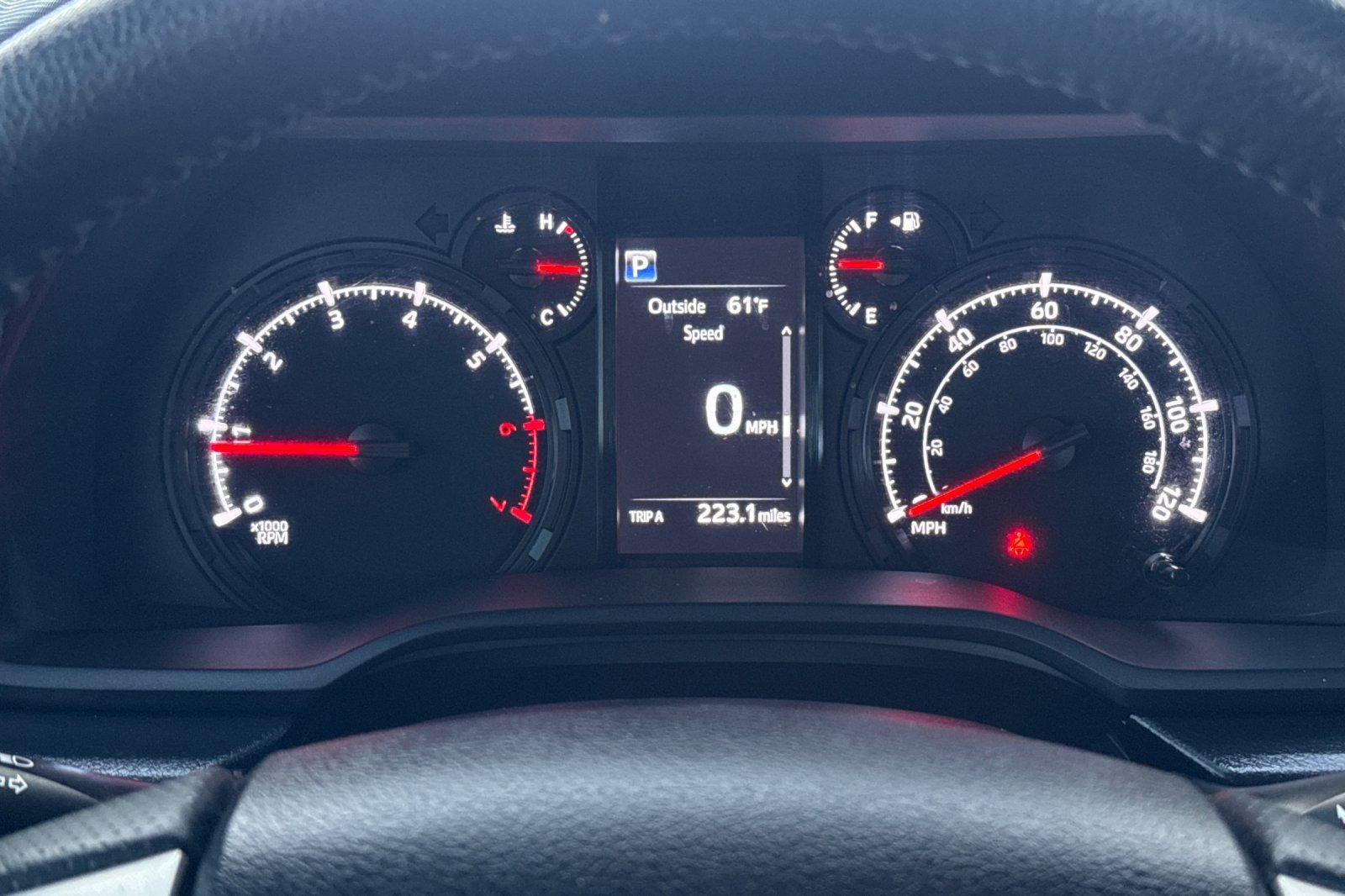 Used 2024 Toyota 4Runner SR5 AWD/4WD image 39